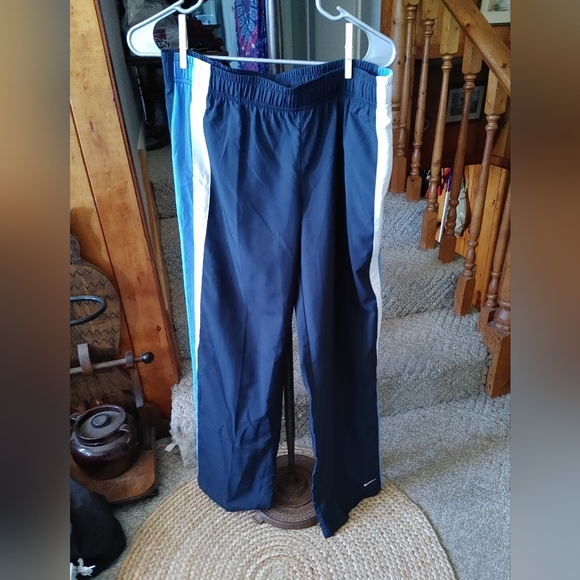 Nike windbreaker tracksuit Sz.M NWT - Picture 2 of 10